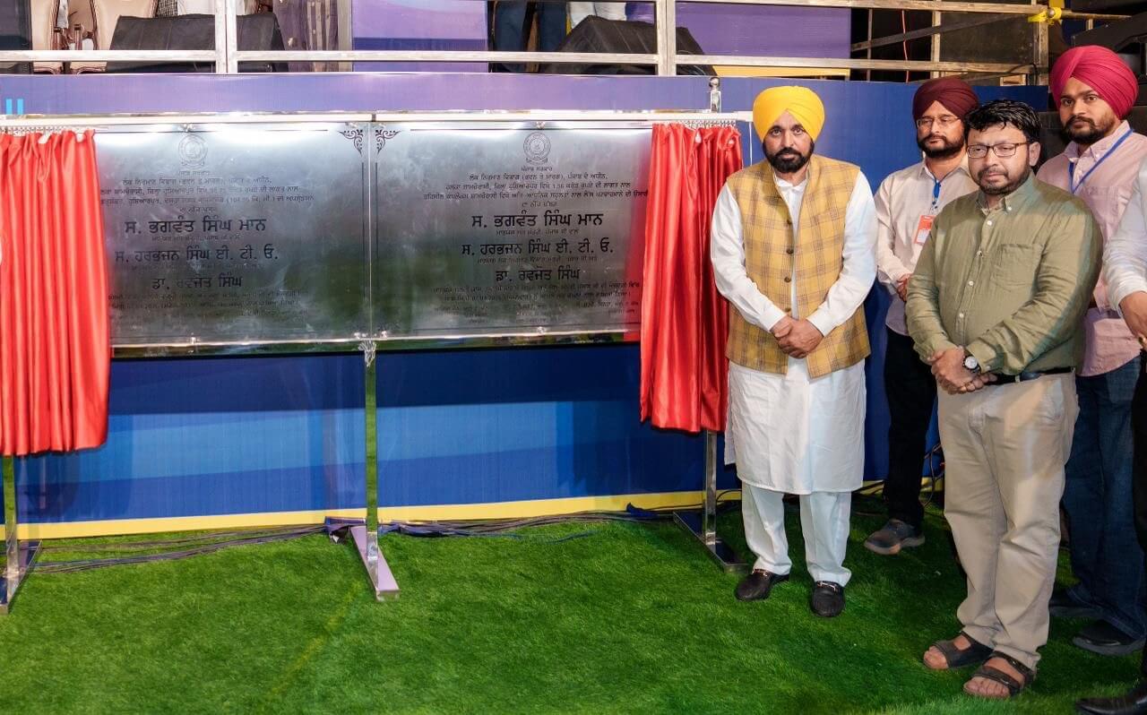 02433138-2102-4b8a-be29-b30bbdfc345a