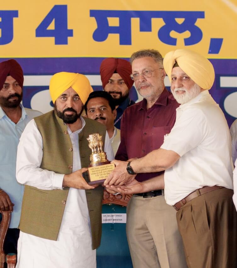 045dd5fe-d7b0-44ee-bd2b-d47318eed3f3