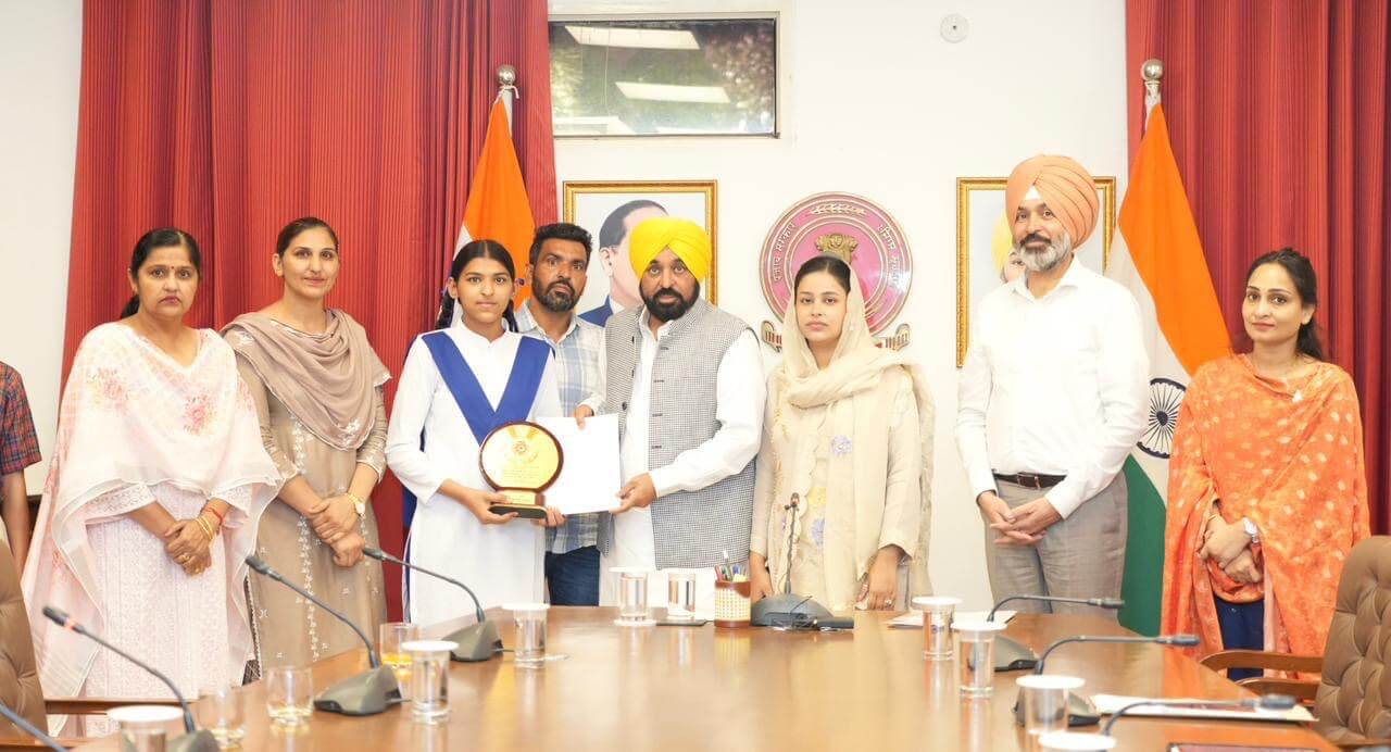 09cc3b25-eadf-4b43-ac5e-f0eed9360a37